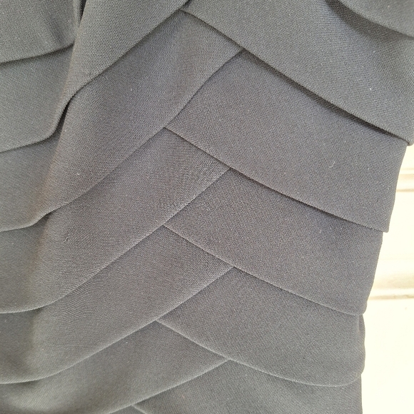 CARMEN MARC VALVO Scoop Neck Knee Length Black Dress Sz12 Bergdorf Goodman - Picture 7 of 10